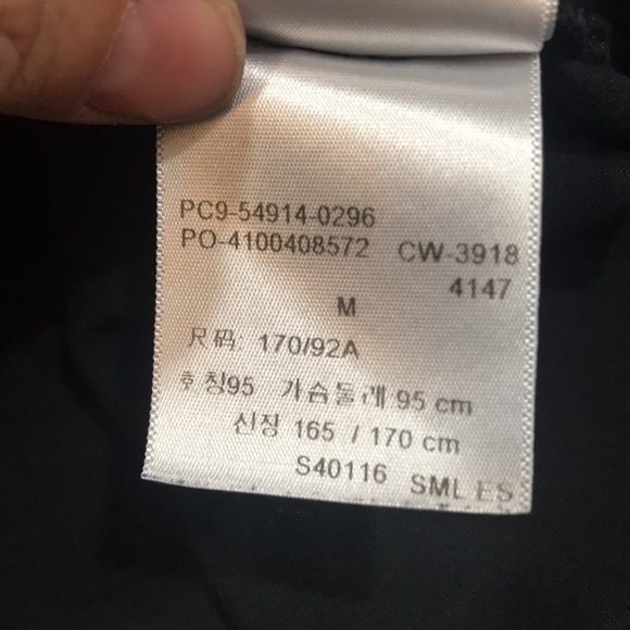 Levi’s Black Screen Print Spell Out Scoop Neck T-Shirt size M - Picture 7 of 10